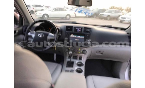 Buy Import Toyota Highlander Other Car in Import - Dubai in Anse-la-Raye Buy Import Toyota Highlander Other Car in Import - Dubai in Anse-la-Raye