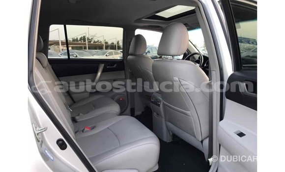 Buy Import Toyota Highlander Other Car in Import - Dubai in Anse-la-Raye Buy Import Toyota Highlander Other Car in Import - Dubai in Anse-la-Raye