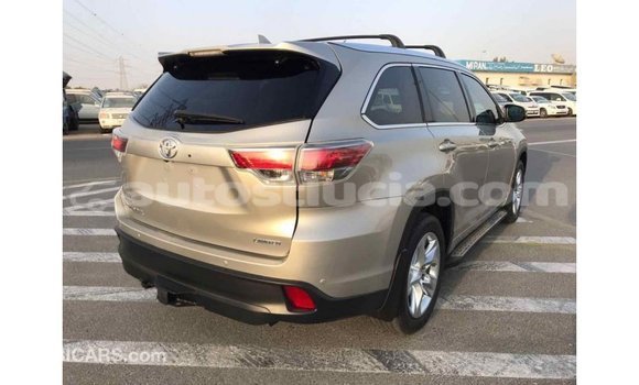 Buy Import Toyota Highlander Beige Car in Import - Dubai in Anse-la-Raye Buy Import Toyota Highlander Beige Car in Import - Dubai in Anse-la-Raye
