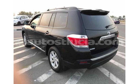 Acheter Import Voiture Toyota Highlander Noir à Import - Dubai, Anse-la-Raye Acheter Import Voiture Toyota Highlander Noir à Import - Dubai, Anse-la-Raye