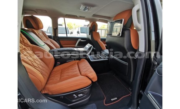 Buy Import Toyota Land Cruiser Black Car in Import - Dubai in Anse-la-Raye Buy Import Toyota Land Cruiser Black Car in Import - Dubai in Anse-la-Raye