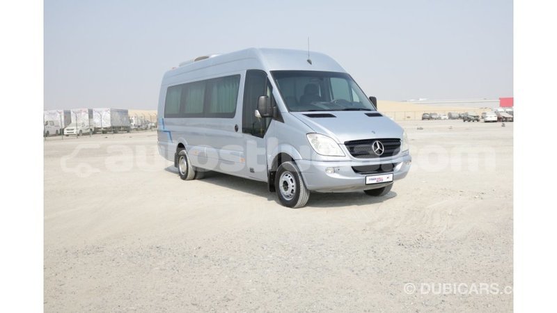 Big with watermark mercedes benz 190 (w201) anse la raye import dubai 1186
