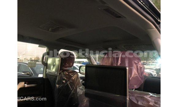Acheter Import Voiture Toyota Land Cruiser Noir à Import - Dubai, Anse-la-Raye Acheter Import Voiture Toyota Land Cruiser Noir à Import - Dubai, Anse-la-Raye