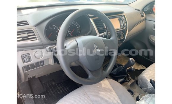 Buy Import Mitsubishi L200 Black Car in Import - Dubai in Anse-la-Raye Buy Import Mitsubishi L200 Black Car in Import - Dubai in Anse-la-Raye