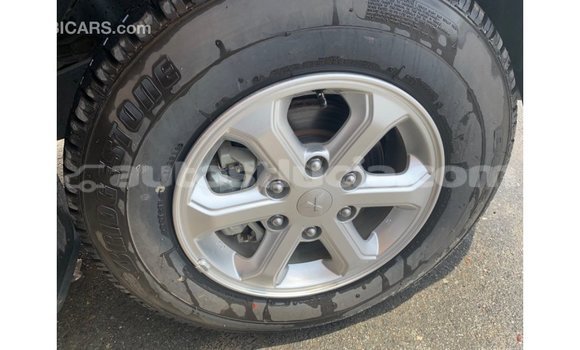 Buy Import Mitsubishi L200 Black Car in Import - Dubai in Anse-la-Raye Buy Import Mitsubishi L200 Black Car in Import - Dubai in Anse-la-Raye