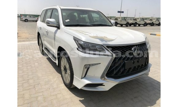 Acheter Import Voiture Lexus LX Blanc à Import - Dubai, Anse-la-Raye Acheter Import Voiture Lexus LX Blanc à Import - Dubai, Anse-la-Raye