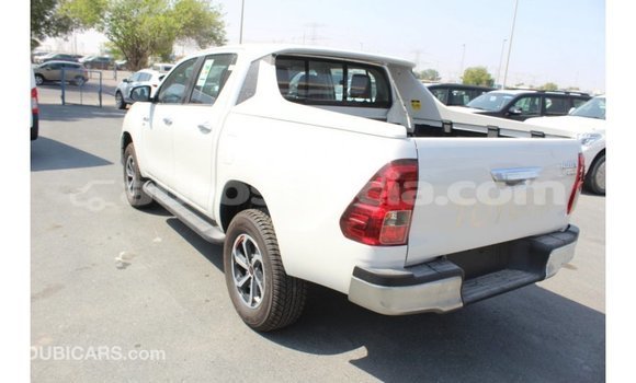 Buy Import Toyota Hilux White Car in Import - Dubai in Anse-la-Raye Buy Import Toyota Hilux White Car in Import - Dubai in Anse-la-Raye