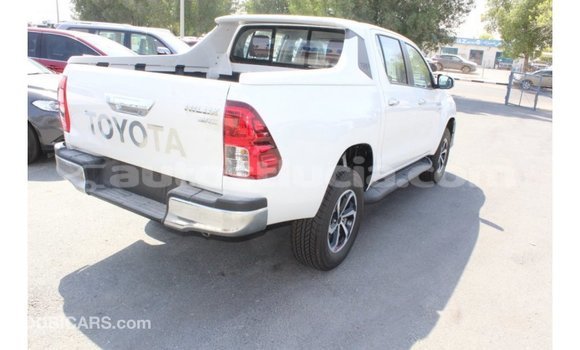 Buy Import Toyota Hilux White Car in Import - Dubai in Anse-la-Raye Buy Import Toyota Hilux White Car in Import - Dubai in Anse-la-Raye