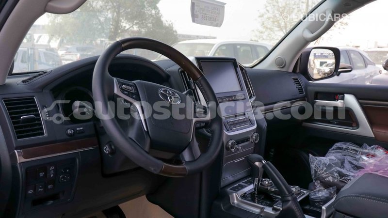 Big with watermark toyota land cruiser anse la raye import dubai 1214