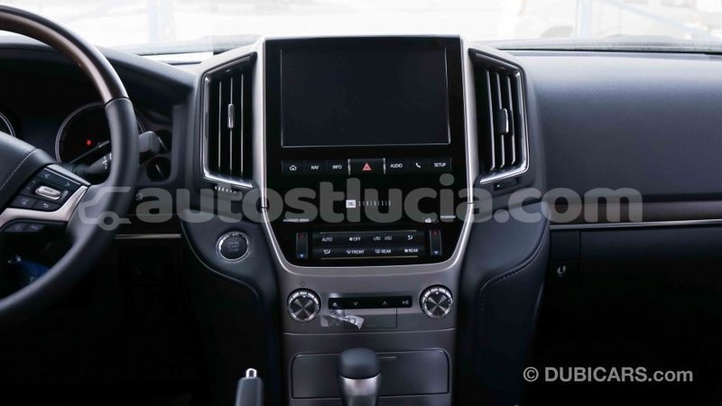 Big with watermark toyota land cruiser anse la raye import dubai 1214