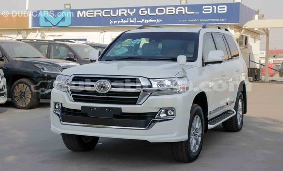 Buy Import Toyota Land Cruiser White Car in Import - Dubai in Anse-la-Raye Buy Import Toyota Land Cruiser White Car in Import - Dubai in Anse-la-Raye
