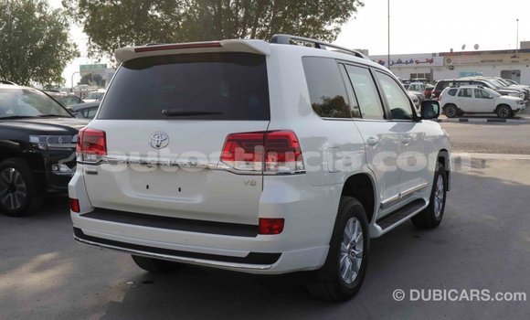 Buy Import Toyota Land Cruiser White Car in Import - Dubai in Anse-la-Raye Buy Import Toyota Land Cruiser White Car in Import - Dubai in Anse-la-Raye