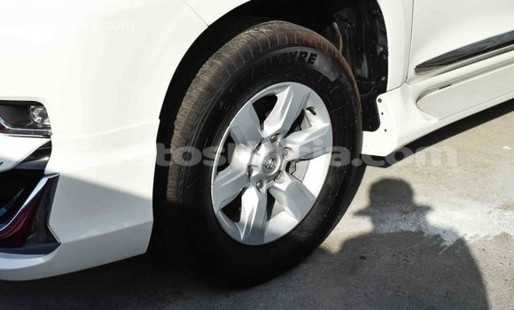 Buy Import Toyota Prado White Car in Import - Dubai in Anse-la-Raye Buy Import Toyota Prado White Car in Import - Dubai in Anse-la-Raye