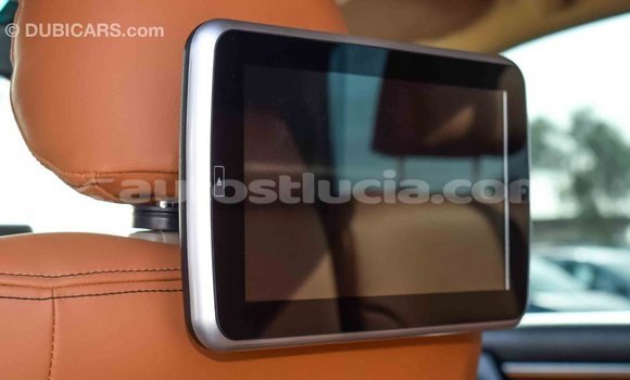 Acheter Import Voiture Toyota Land Cruiser Blanc à Import - Dubai, Anse-la-Raye Acheter Import Voiture Toyota Land Cruiser Blanc à Import - Dubai, Anse-la-Raye