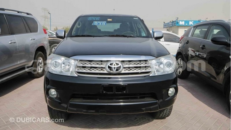 Big with watermark toyota fortuner anse la raye import dubai 1229