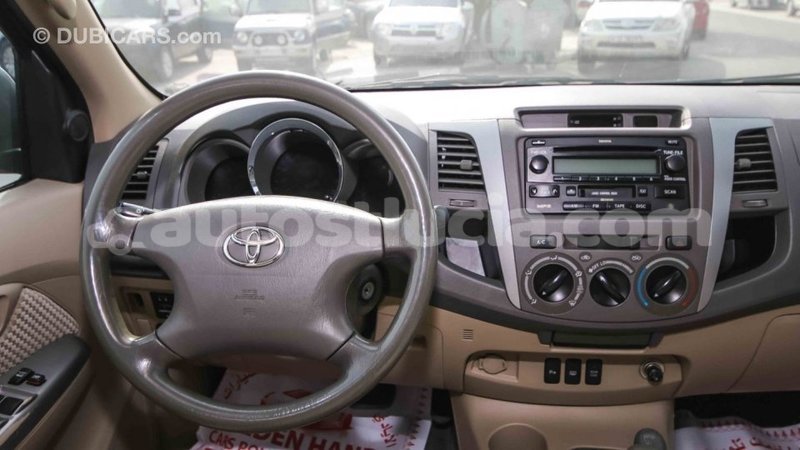 Big with watermark toyota fortuner anse la raye import dubai 1229