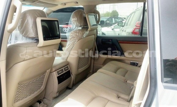 Buy Import Toyota Land Cruiser Other Car in Import - Dubai in Anse-la-Raye Buy Import Toyota Land Cruiser Other Car in Import - Dubai in Anse-la-Raye