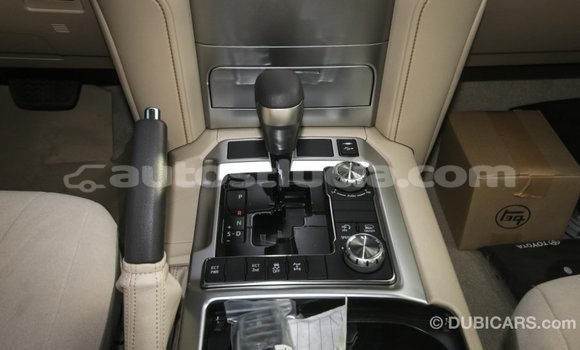 Acheter Import Voiture Toyota Land Cruiser Noir à Import - Dubai, Anse-la-Raye Acheter Import Voiture Toyota Land Cruiser Noir à Import - Dubai, Anse-la-Raye