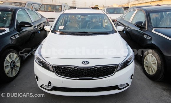 Acheter Import Voiture Kia Cerato Blanc à Import - Dubai, Anse-la-Raye Acheter Import Voiture Kia Cerato Blanc à Import - Dubai, Anse-la-Raye