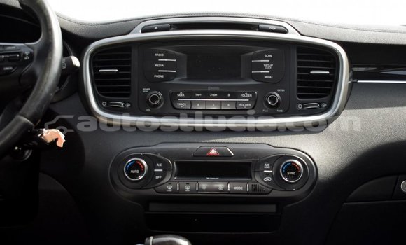 Acheter Import Voiture Kia Sorento Autre à Import - Dubai, Anse-la-Raye Acheter Import Voiture Kia Sorento Autre à Import - Dubai, Anse-la-Raye