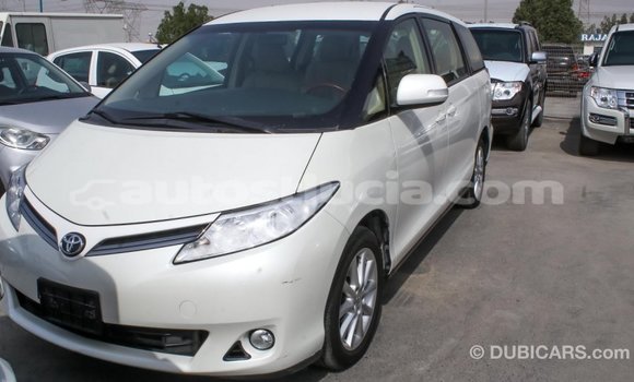 Buy Import Toyota Previa White Car in Import - Dubai in Anse-la-Raye Buy Import Toyota Previa White Car in Import - Dubai in Anse-la-Raye