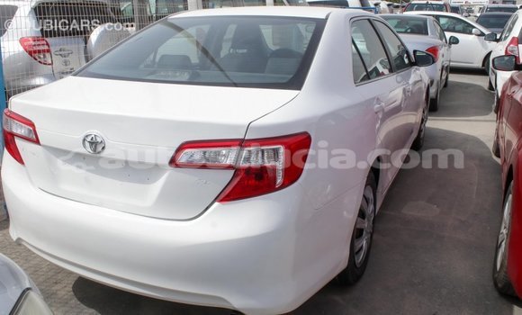 Buy Import Toyota Camry White Car in Import - Dubai in Anse-la-Raye Buy Import Toyota Camry White Car in Import - Dubai in Anse-la-Raye