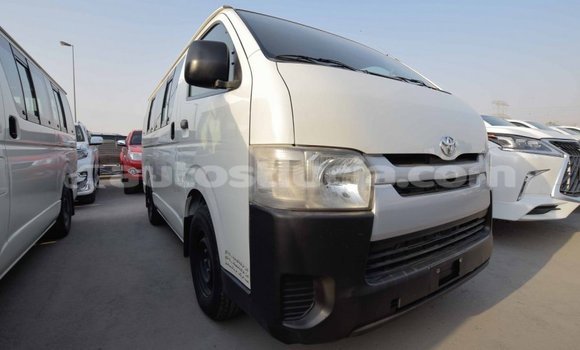 Buy Import Toyota Hiace White Car in Import - Dubai in Anse-la-Raye Buy Import Toyota Hiace White Car in Import - Dubai in Anse-la-Raye