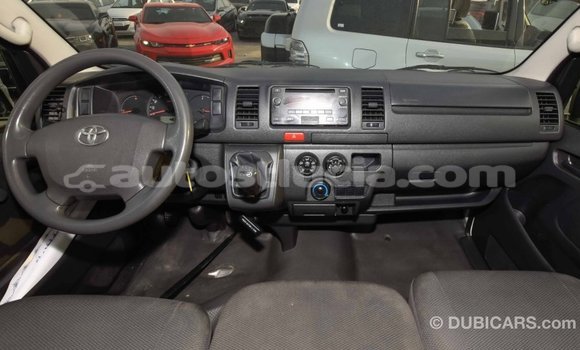 Buy Import Toyota Hiace White Car in Import - Dubai in Anse-la-Raye Buy Import Toyota Hiace White Car in Import - Dubai in Anse-la-Raye