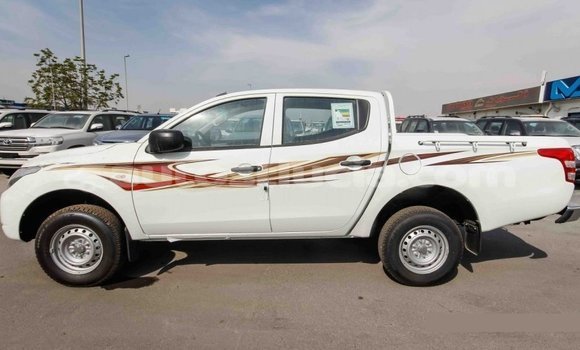 Buy Import Mitsubishi L200 White Car in Import - Dubai in Anse-la-Raye Buy Import Mitsubishi L200 White Car in Import - Dubai in Anse-la-Raye