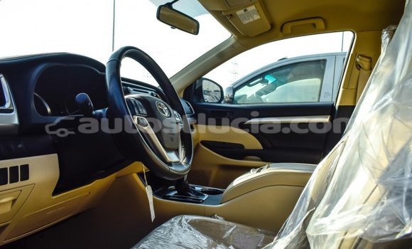 Buy Import Toyota Highlander Black Car in Import - Dubai in Anse-la-Raye Buy Import Toyota Highlander Black Car in Import - Dubai in Anse-la-Raye