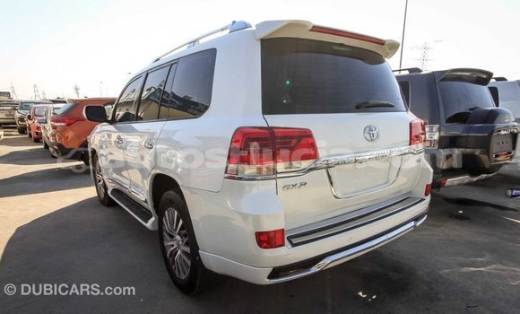 Buy Import Toyota Land Cruiser White Car in Import - Dubai in Anse-la-Raye Buy Import Toyota Land Cruiser White Car in Import - Dubai in Anse-la-Raye