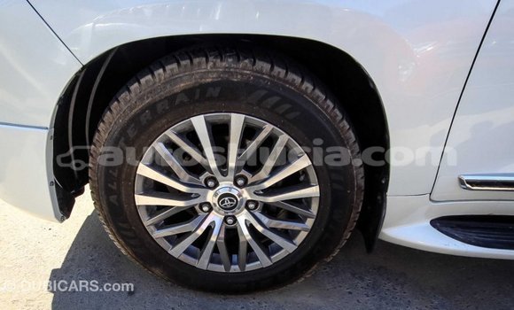 Buy Import Toyota Land Cruiser White Car in Import - Dubai in Anse-la-Raye Buy Import Toyota Land Cruiser White Car in Import - Dubai in Anse-la-Raye