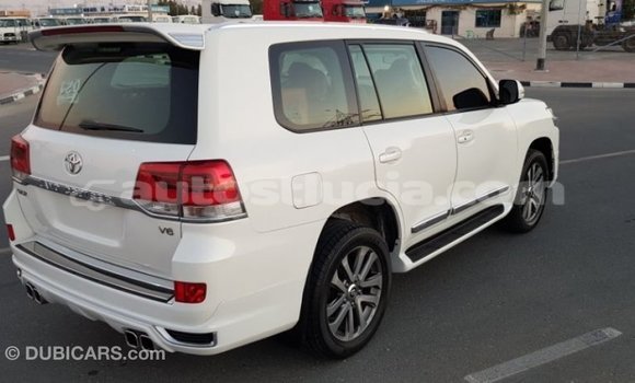Buy Import Toyota Land Cruiser White Car in Import - Dubai in Anse-la-Raye Buy Import Toyota Land Cruiser White Car in Import - Dubai in Anse-la-Raye