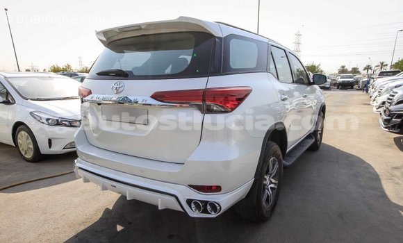 Buy Import Toyota Fortuner White Car in Import - Dubai in Anse-la-Raye Buy Import Toyota Fortuner White Car in Import - Dubai in Anse-la-Raye