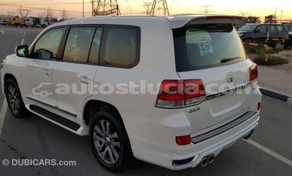 Buy Import Toyota Land Cruiser White Car in Import - Dubai in Anse-la-Raye Buy Import Toyota Land Cruiser White Car in Import - Dubai in Anse-la-Raye