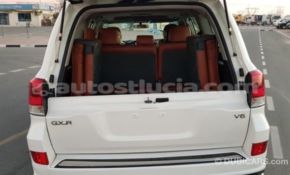 Buy Import Toyota Land Cruiser White Car in Import - Dubai in Anse-la-Raye Buy Import Toyota Land Cruiser White Car in Import - Dubai in Anse-la-Raye