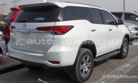Buy Import Toyota Fortuner White Car in Import - Dubai in Anse-la-Raye Buy Import Toyota Fortuner White Car in Import - Dubai in Anse-la-Raye