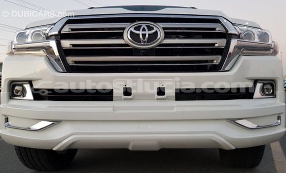 Buy Import Toyota Land Cruiser White Car in Import - Dubai in Anse-la-Raye Buy Import Toyota Land Cruiser White Car in Import - Dubai in Anse-la-Raye