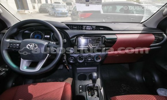 Acheter Import Voiture Toyota Hilux Autre à Import - Dubai, Anse-la-Raye Acheter Import Voiture Toyota Hilux Autre à Import - Dubai, Anse-la-Raye