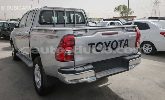 Acheter Import Voiture Toyota Hilux Autre à Import - Dubai, Anse-la-Raye Acheter Import Voiture Toyota Hilux Autre à Import - Dubai, Anse-la-Raye