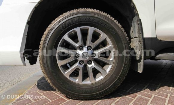 Buy Import Toyota Prado White Car in Import - Dubai in Anse-la-Raye Buy Import Toyota Prado White Car in Import - Dubai in Anse-la-Raye