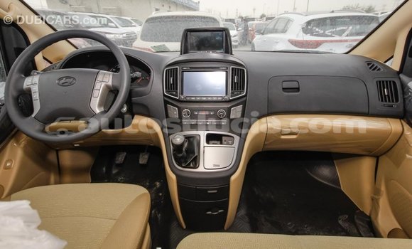 Acheter Import Voiture Hyundai Accent Blanc à Import - Dubai, Anse-la-Raye Acheter Import Voiture Hyundai Accent Blanc à Import - Dubai, Anse-la-Raye