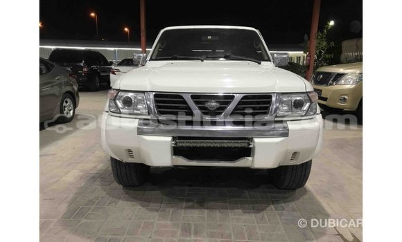Acheter Import Voiture Nissan Patrol Blanc à Import - Dubai, Anse-la-Raye Acheter Import Voiture Nissan Patrol Blanc à Import - Dubai, Anse-la-Raye