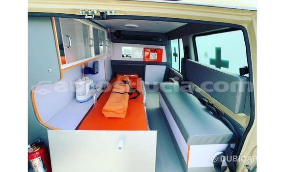 Buy Import Toyota Land Cruiser Beige Car in Import - Dubai in Anse-la-Raye Buy Import Toyota Land Cruiser Beige Car in Import - Dubai in Anse-la-Raye