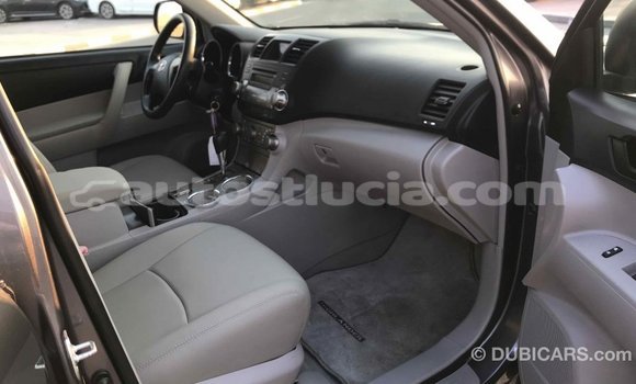 Buy Import Toyota Highlander Other Car in Import - Dubai in Anse-la-Raye Buy Import Toyota Highlander Other Car in Import - Dubai in Anse-la-Raye