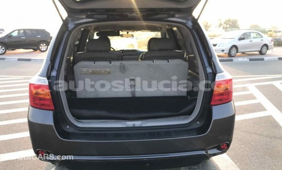 Buy Import Toyota Highlander Other Car in Import - Dubai in Anse-la-Raye Buy Import Toyota Highlander Other Car in Import - Dubai in Anse-la-Raye