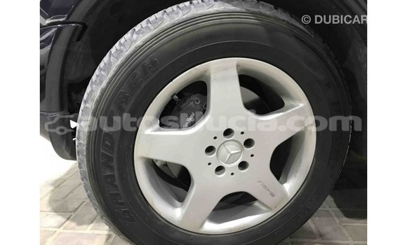 Acheter Import Voiture Mercedes-Benz 190 (W201) Bleu à Import - Dubai, Anse-la-Raye Acheter Import Voiture Mercedes-Benz 190 (W201) Bleu à Import - Dubai, Anse-la-Raye