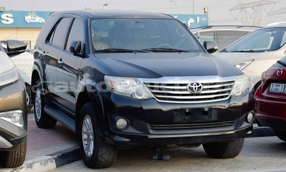 Acheter Import Voiture Toyota Fortuner Noir à Import - Dubai, Anse-la-Raye Acheter Import Voiture Toyota Fortuner Noir à Import - Dubai, Anse-la-Raye