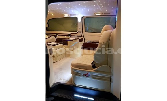 Buy Import Mercedes-Benz 250 Black Car in Import - Dubai in Anse-la-Raye Buy Import Mercedes-Benz 250 Black Car in Import - Dubai in Anse-la-Raye