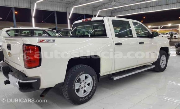 Buy Import Chevrolet Silverado White Car in Import - Dubai in Anse-la-Raye Buy Import Chevrolet Silverado White Car in Import - Dubai in Anse-la-Raye